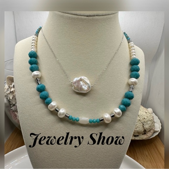 GOING LIVE TBD PDT Cali ♥️ like this listing follow to get notified - Picture 2 of 8